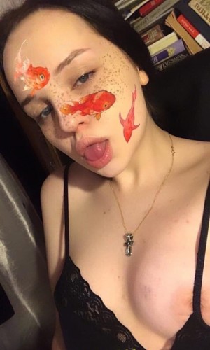 Карина, Г. Зимогорье